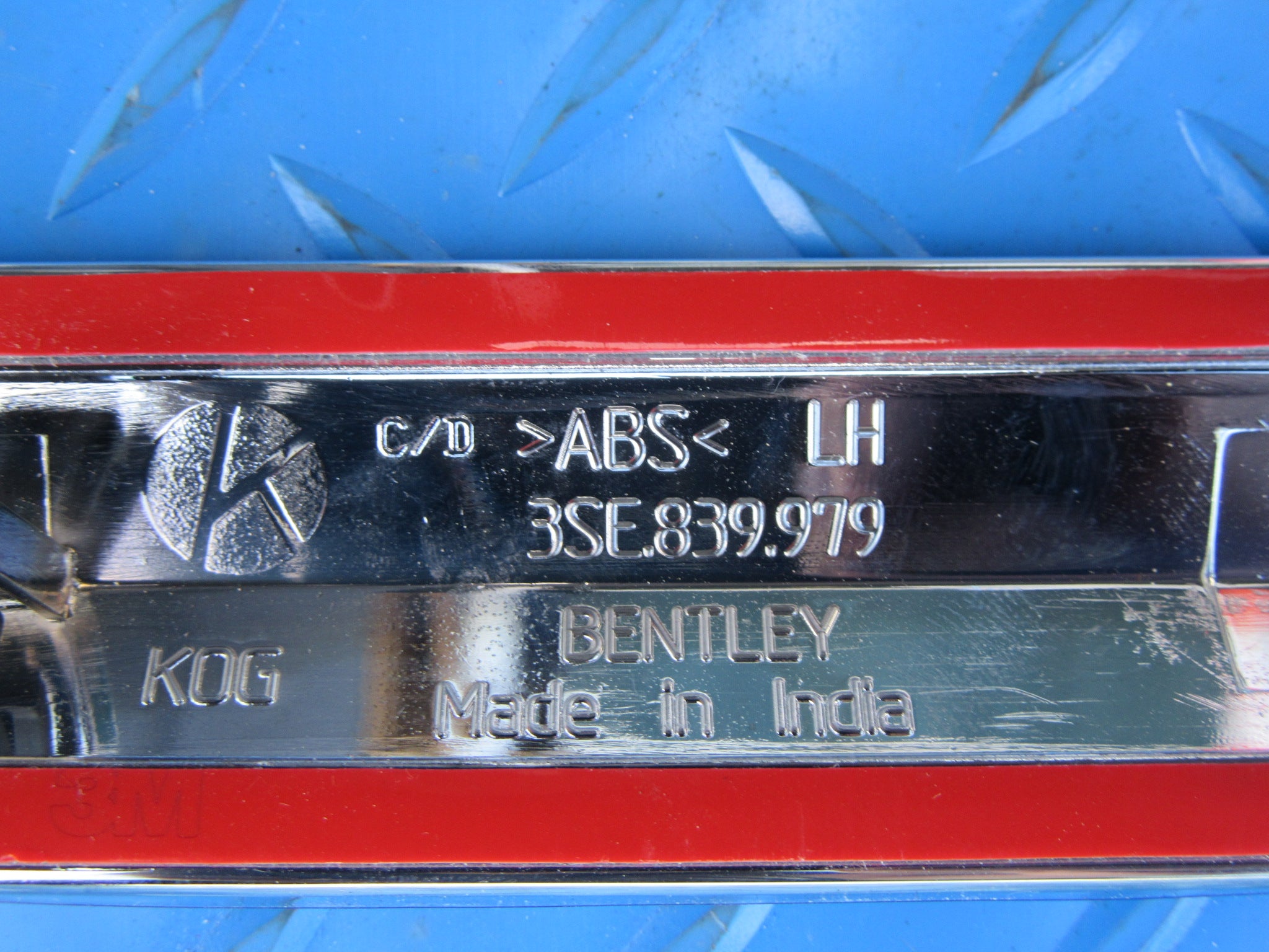 Bentley Continental Flying Spur right rear door lower chrome trim #2323