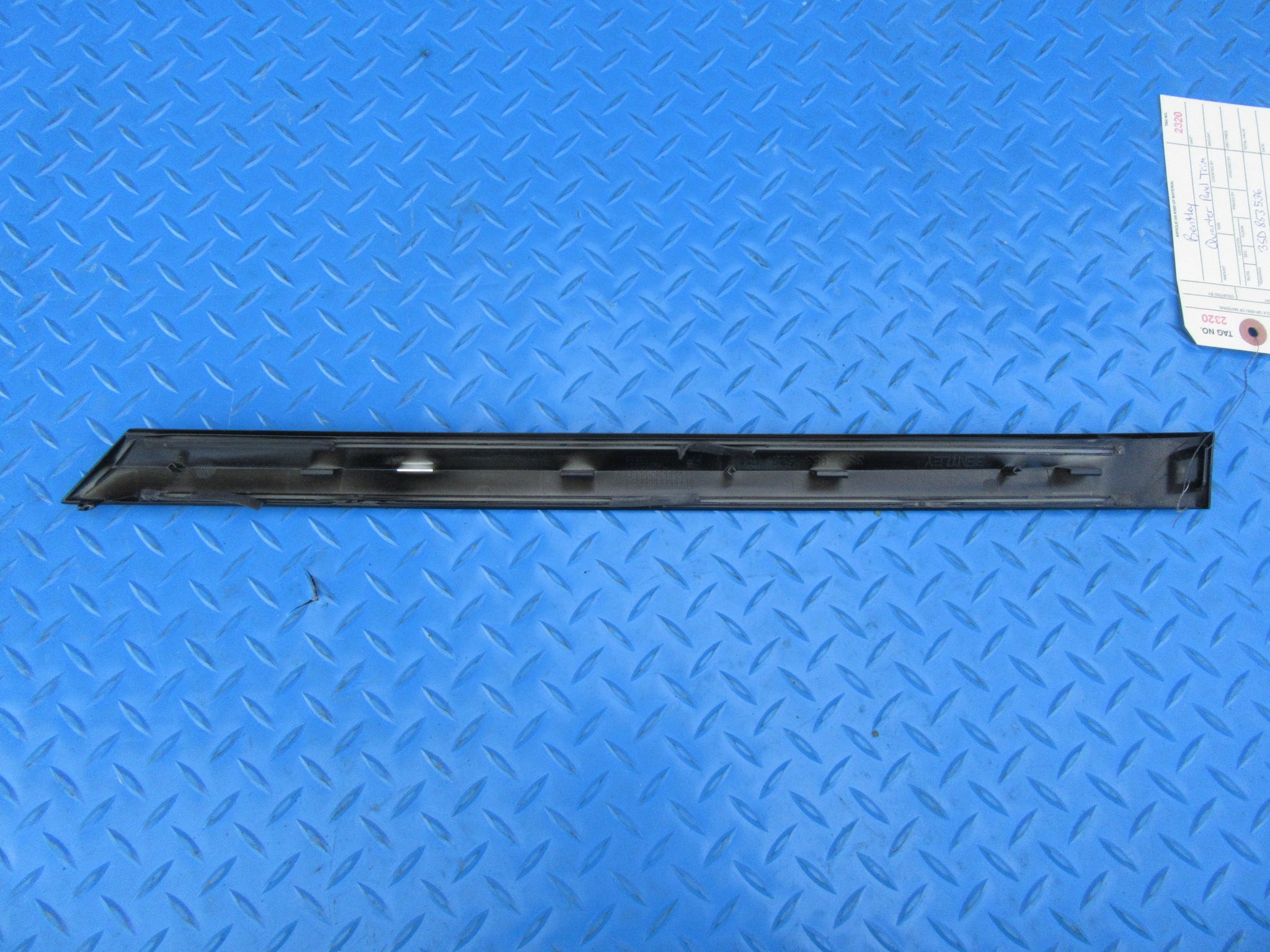 Bentley Continental GT GTC right quarter panel trim black #2320