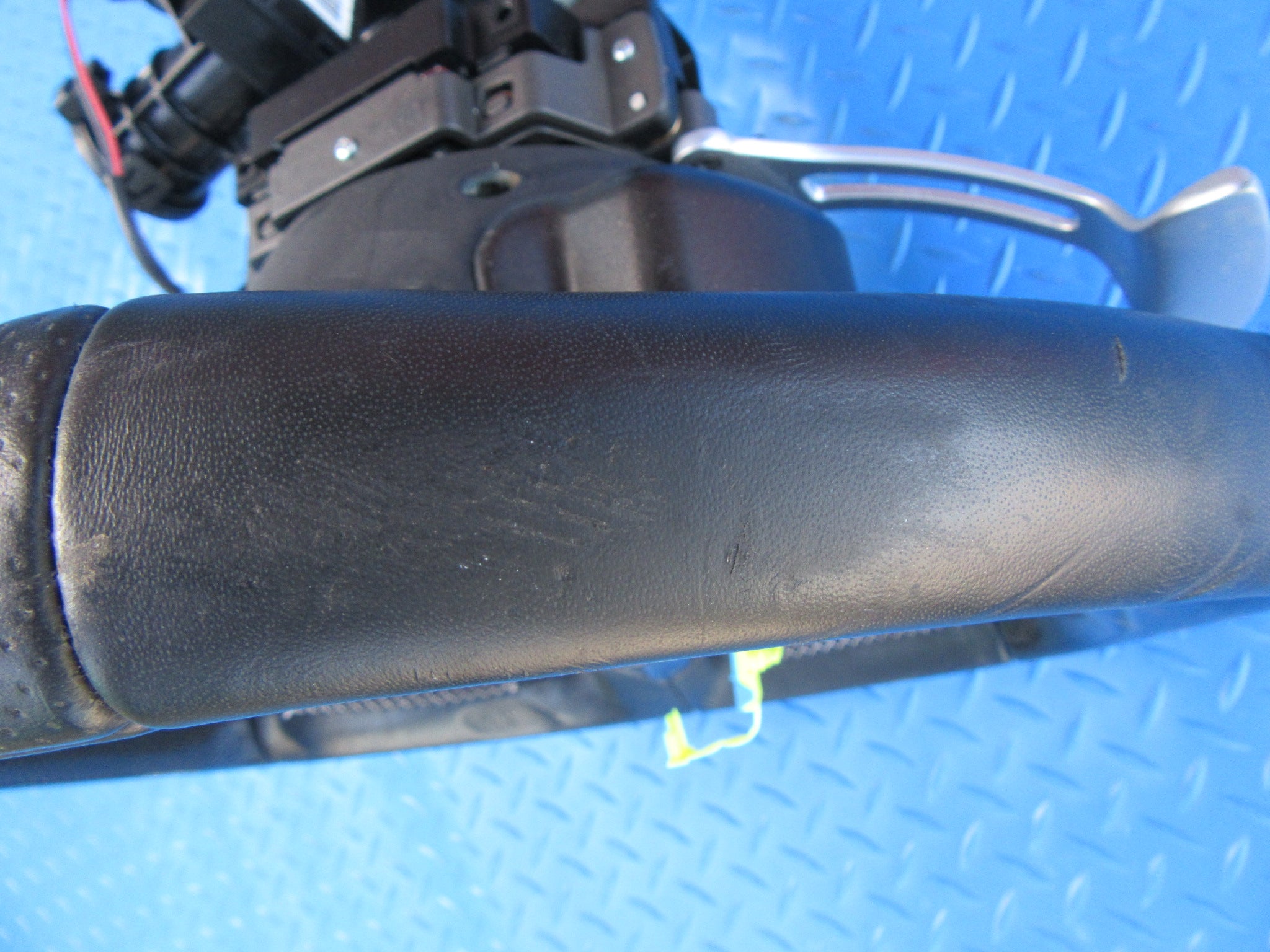Ferrari California T steering column #7095