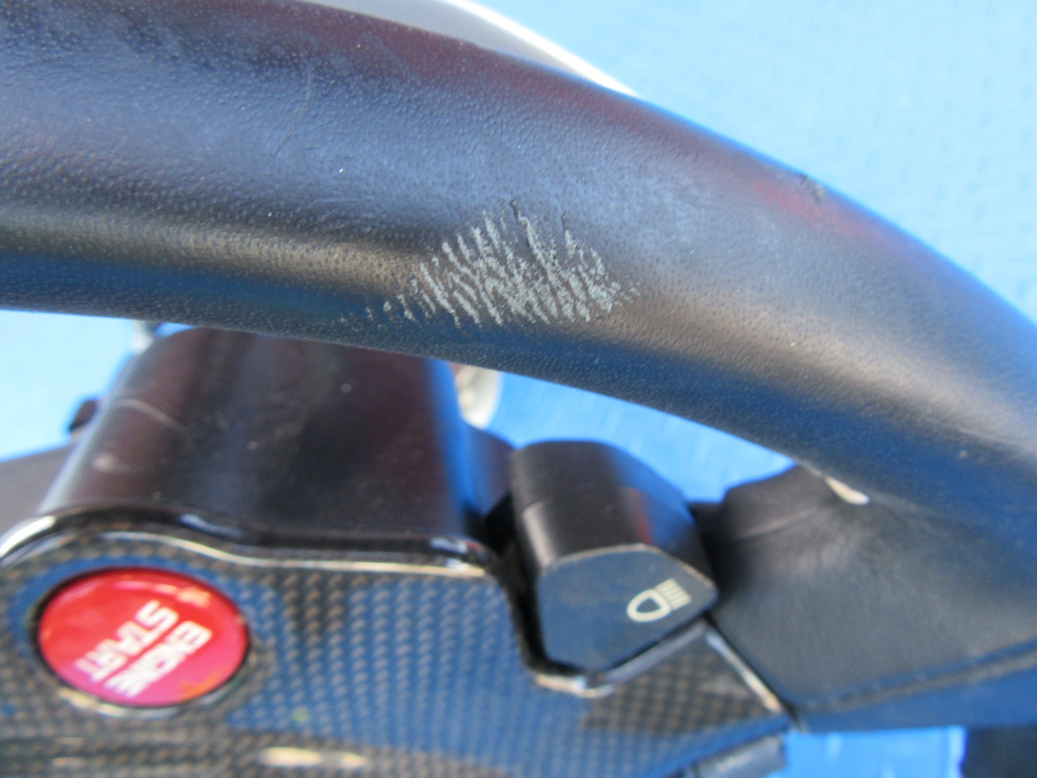 Ferrari California T steering column #7095