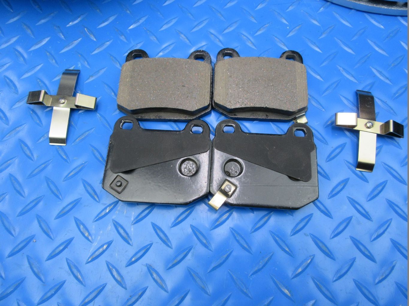 Maserati Quattroporte rear brake pads TopEuro #7381