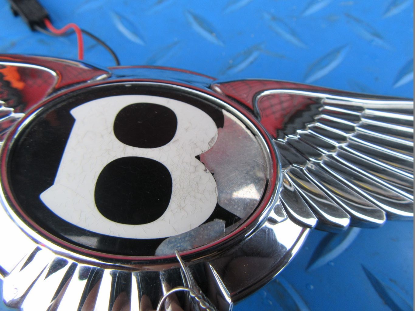 Bentley Continental Flying Spur GT GTC Mulsanne trunk emblem wings switch #1153