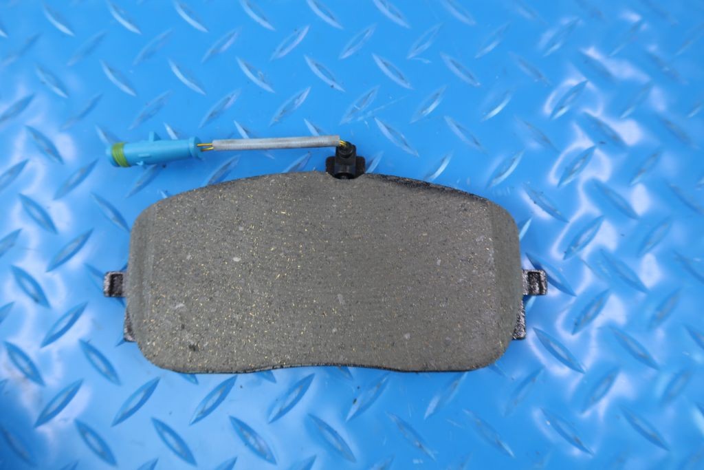 Mercedes G wagon G550 G500 front brake pads TopEuro #12002