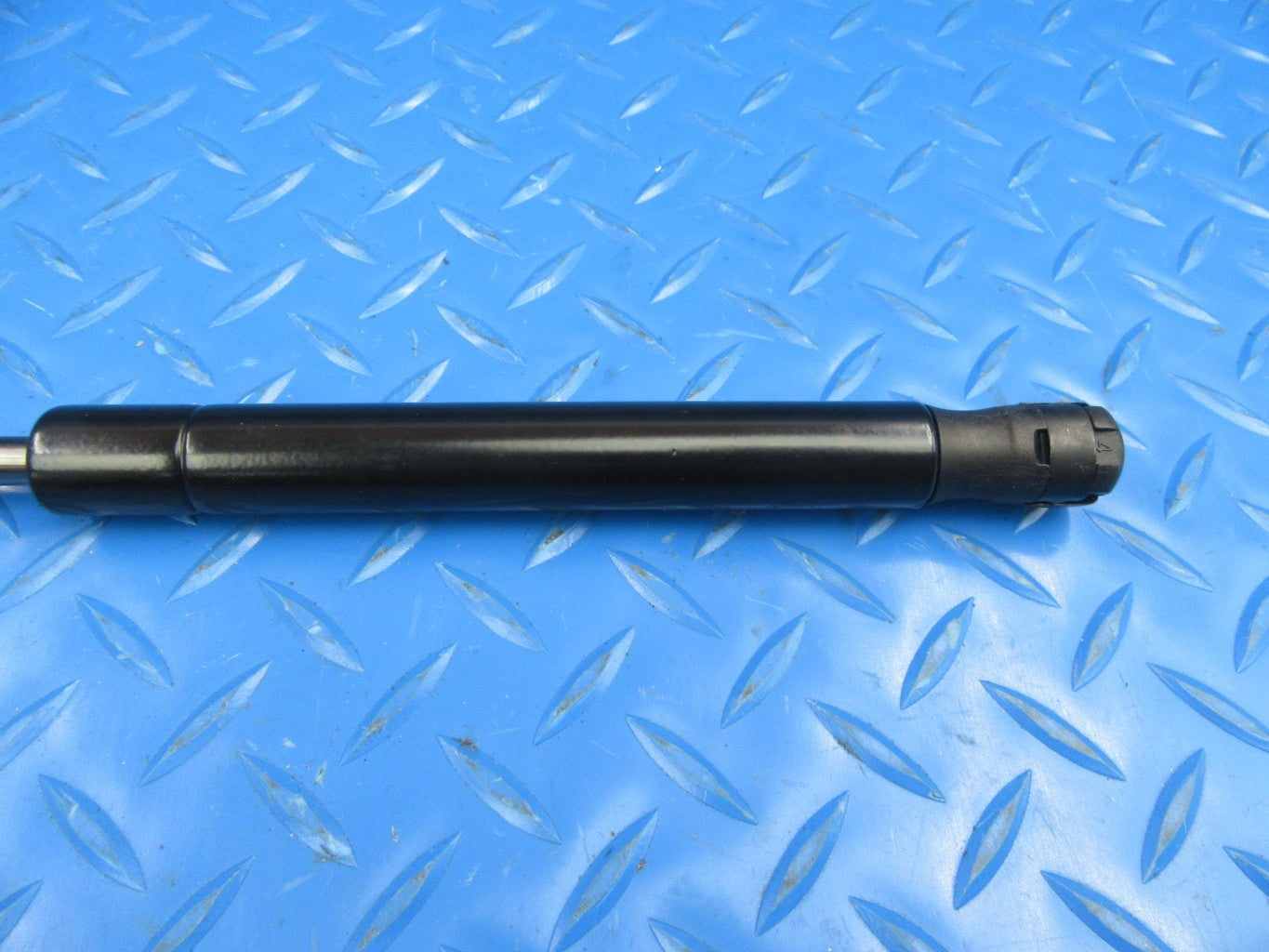 Bentley Continental Flying Spur trunk shocks lift support struts gas spring TopEuro #12163