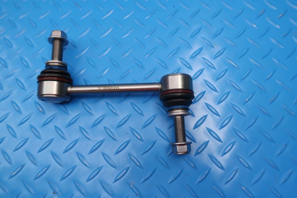 Maserati Levante left or right front sway bar link #9258