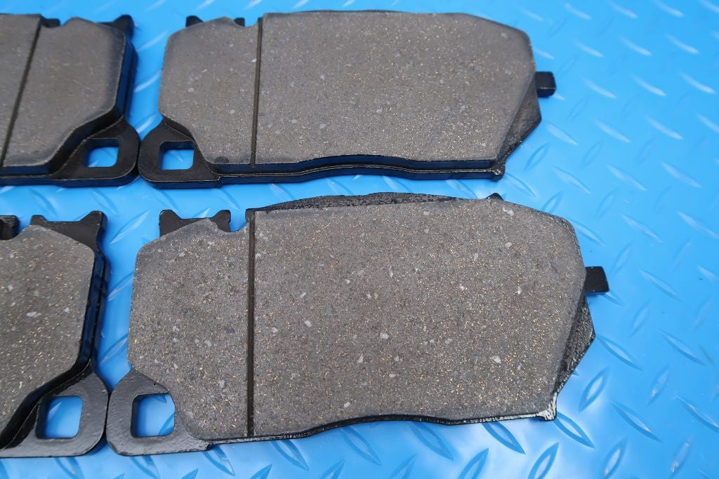 Bentley Continental GT GTC Flying Spur front brakes pads 2018- up #9263