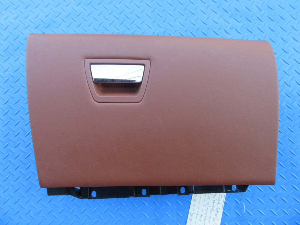 Maserati Quattroporte glove compartment box brown #0419