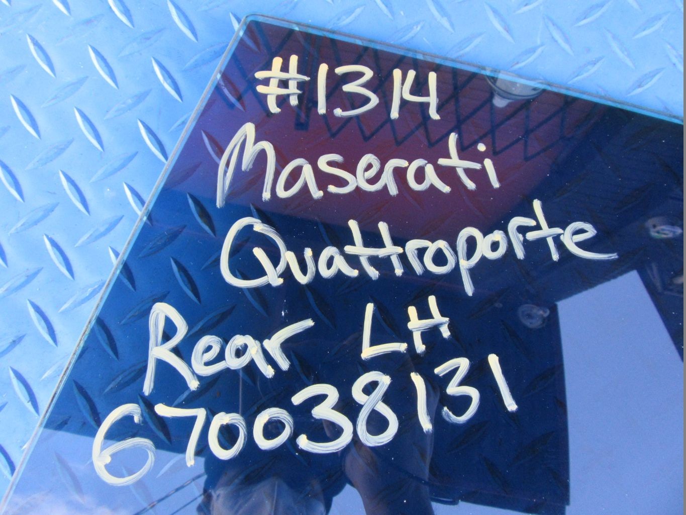 Maserati Quattroporte left rear door window glass #1314