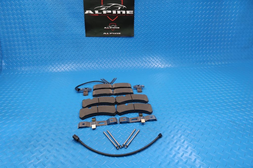 Maserati Ghibli Quattroporte brake pads rotors filters service kit #9272 14-16