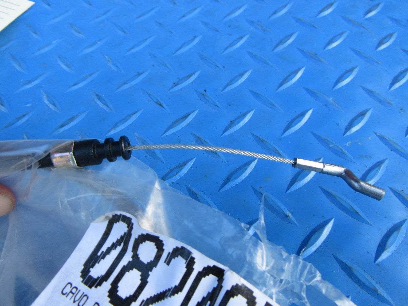 Ferrari California rear vertical lock bowden cable NEW OEM #0311