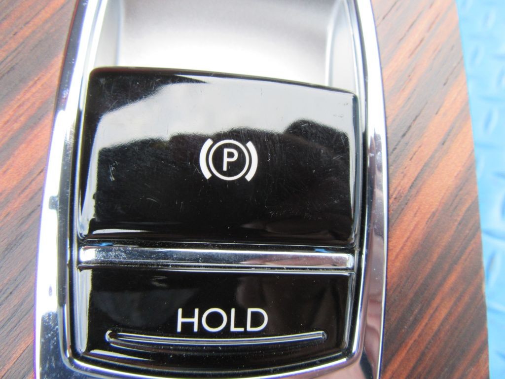 Rolls Royce Ghost Dawn Wraith parking brake switch engine start stop button #8261