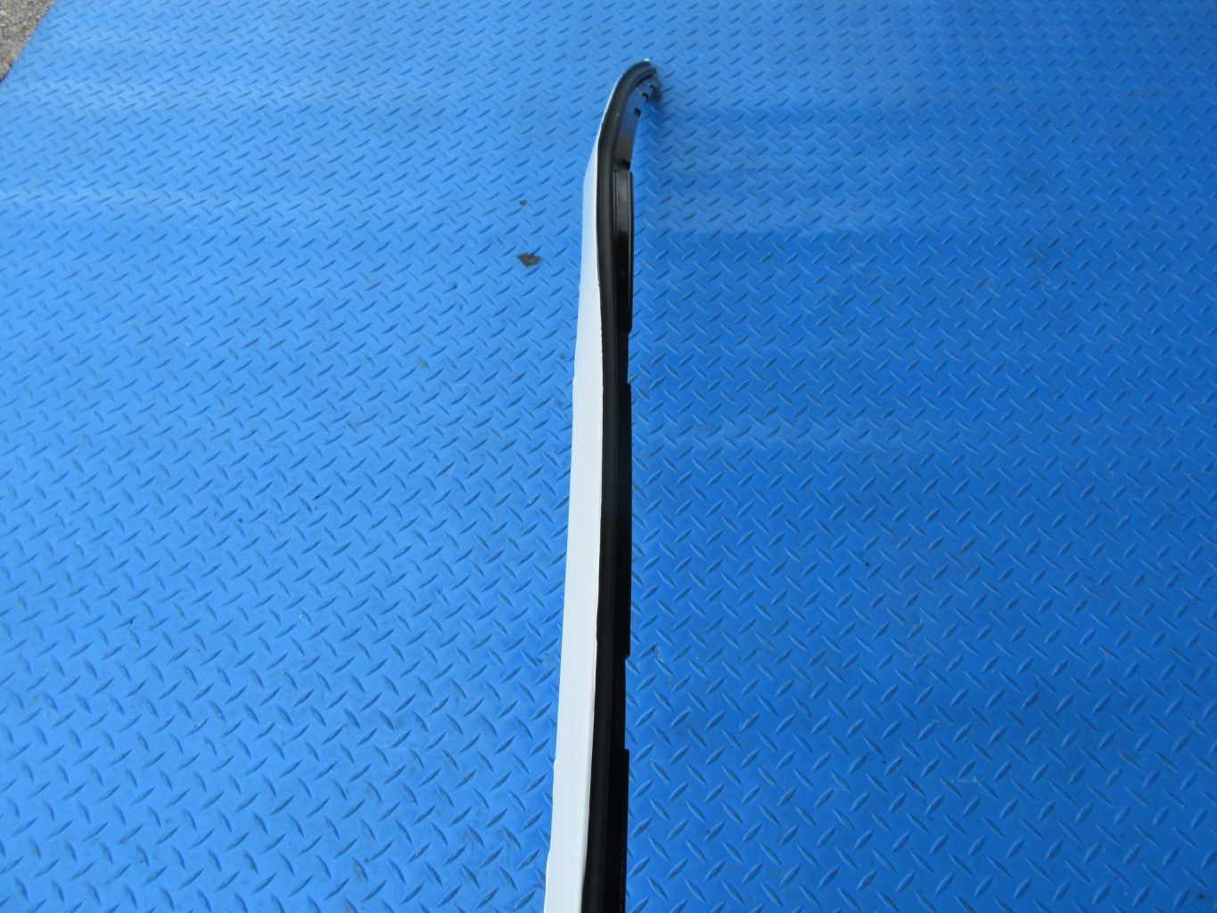 Wraith Trim Sale! OEM factory and aftermarket TopEuro Rolls Royce Wraith left upper ...
