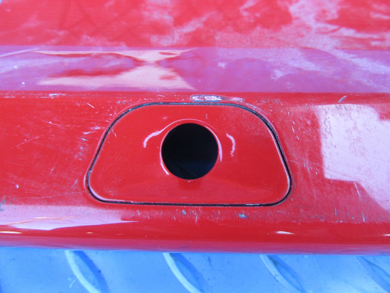 Ferrari 458 Italia Spider reverse camera bracket cut out #0116