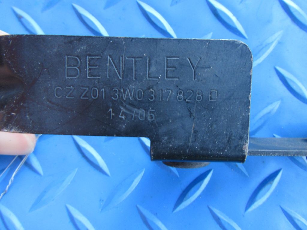 Bentley Continental Flying Spur transmission oil cooler right bracket #1568
