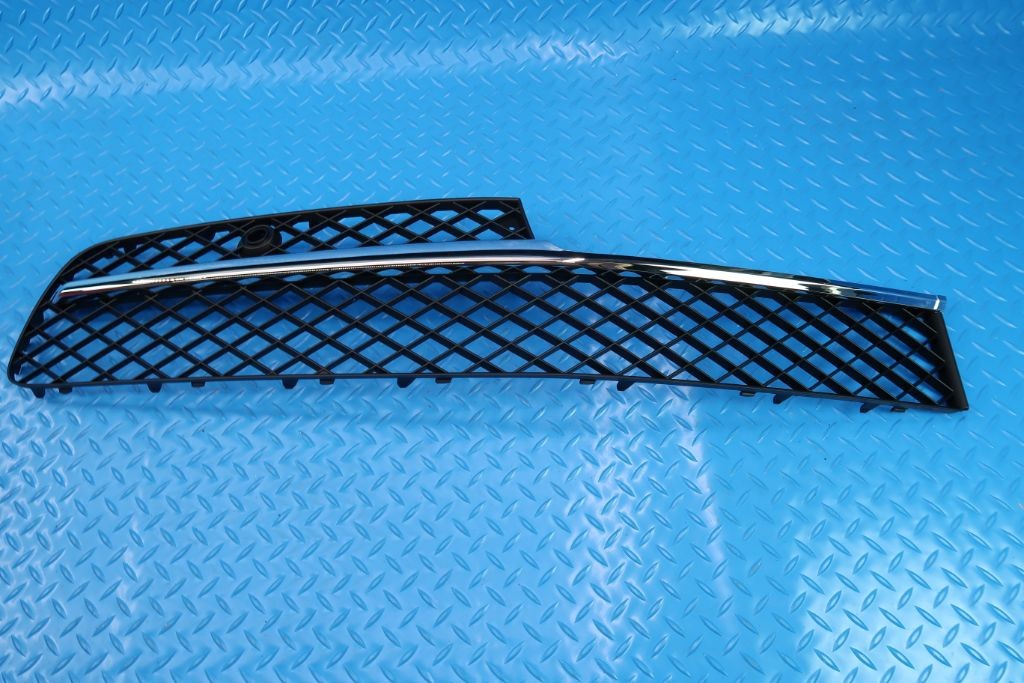 Bentley Continental Flying Spur front bumper grille left & right #9892