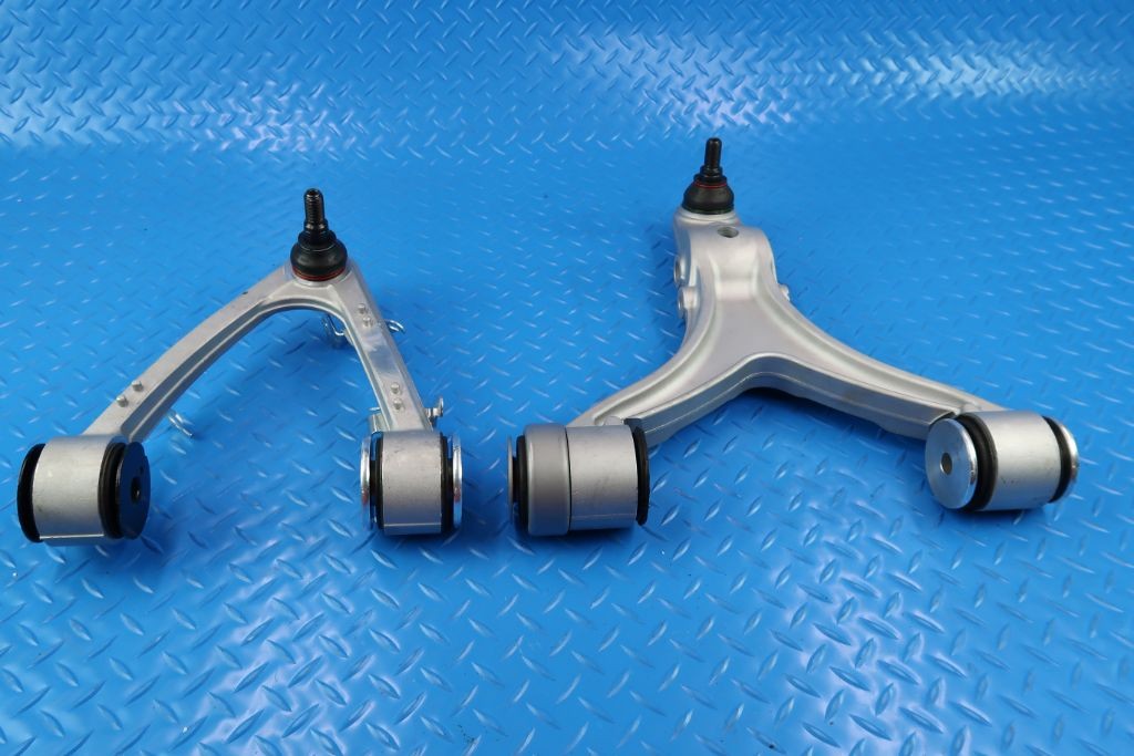 Maserati Quattroporte Granturismo left front suspension control arms #9931