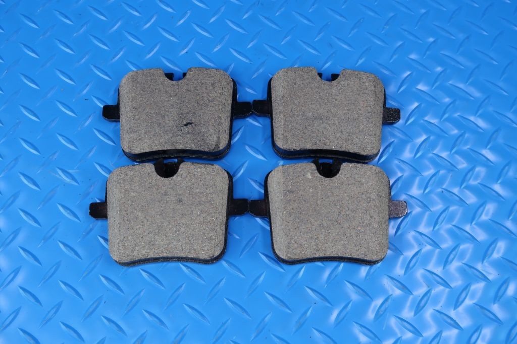 Rolls Royce Cullinan rear brake pads TopEuro #9961