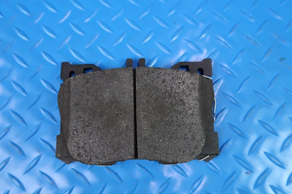 Mercedes C43 E43 Glc43 Amg C450 Cls53  E400 E450 Glc250 front brake pads TopEuro #9965