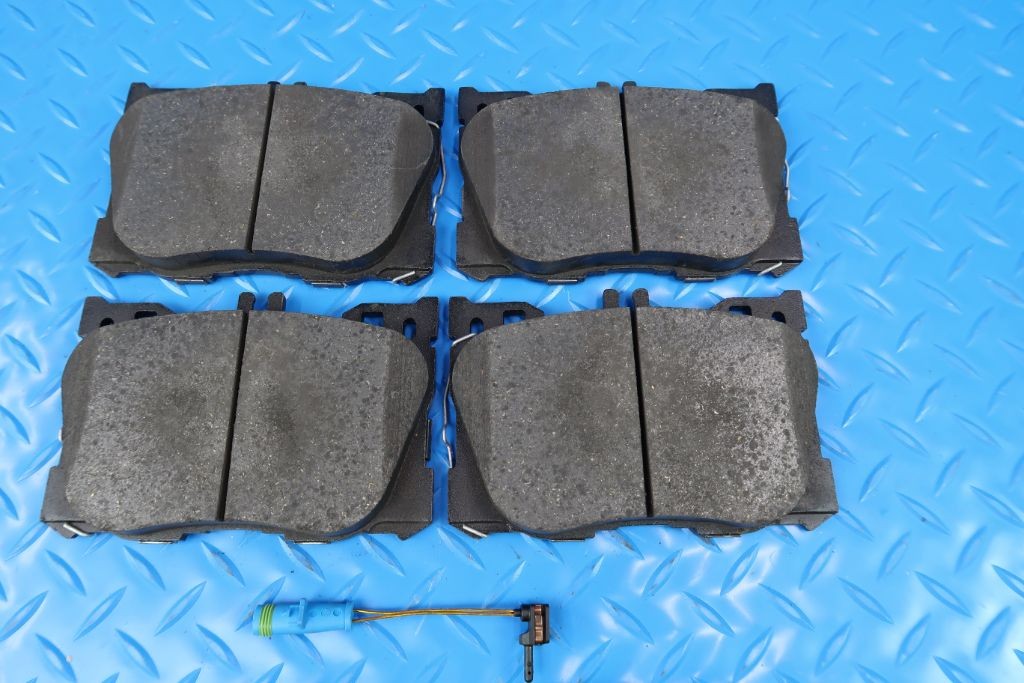 Mercedes C43 Amg C450 Glc63 front brake pads TopEuro #11134