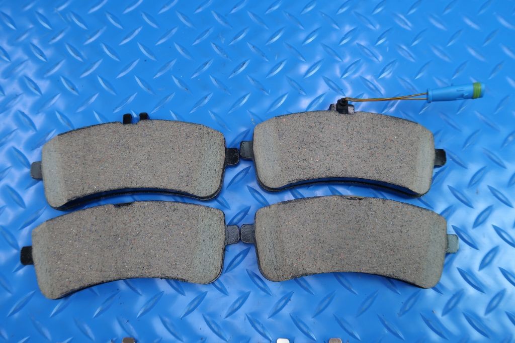 Mercedes W222 S63 S65 C63 Gt63 Amg front and rear brake pads TopEuro #9974