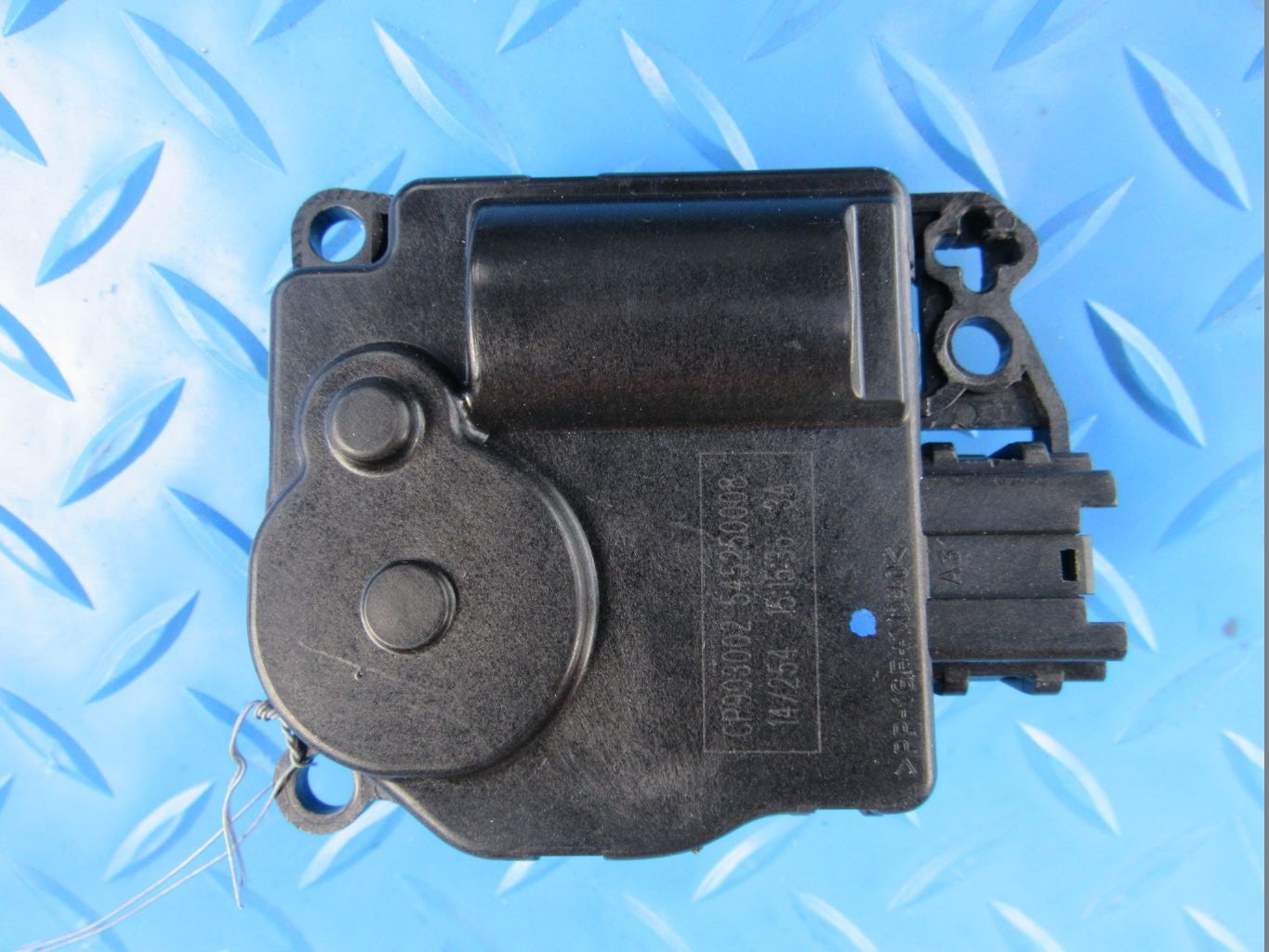 Maserati Ghibli Quattroporte Levante air door flap actuator #8610