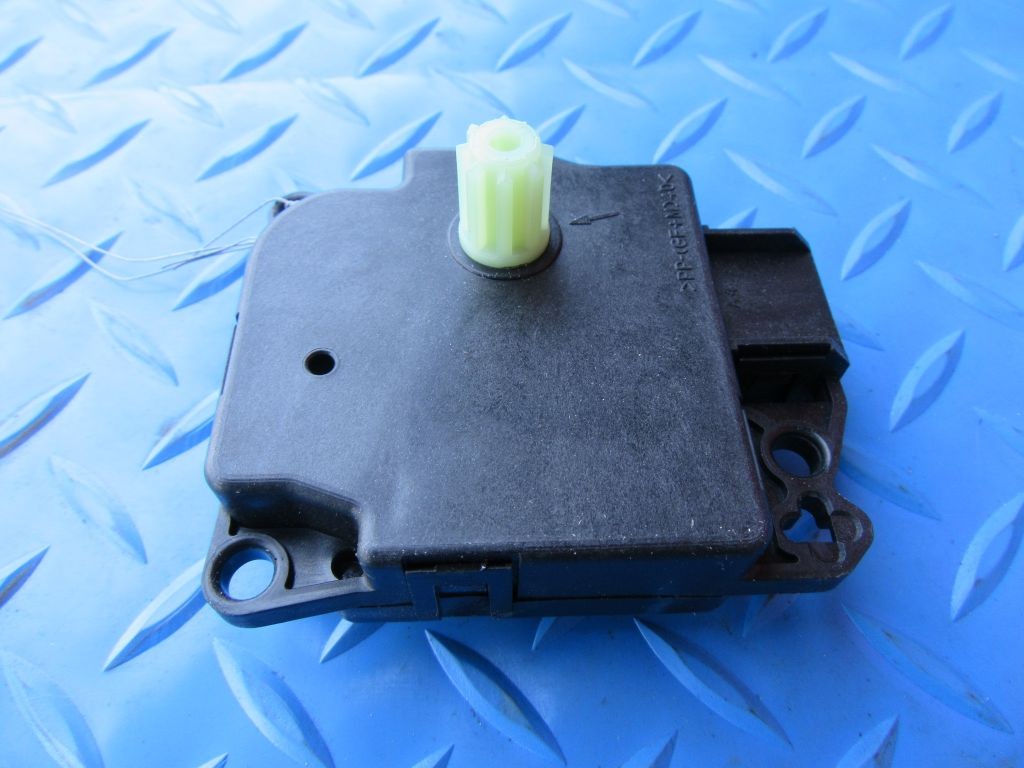 Maserati Ghibli Quattroporte Levante air door flap actuator #8615