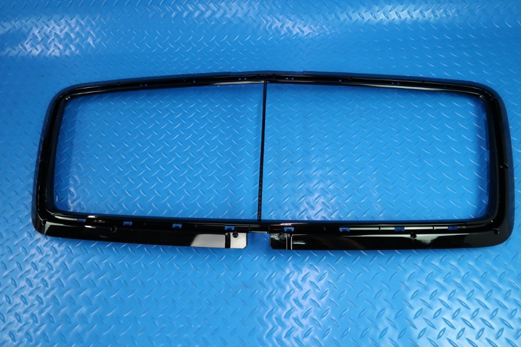 Bentley Bentayga front black grille inserts + trim #11118