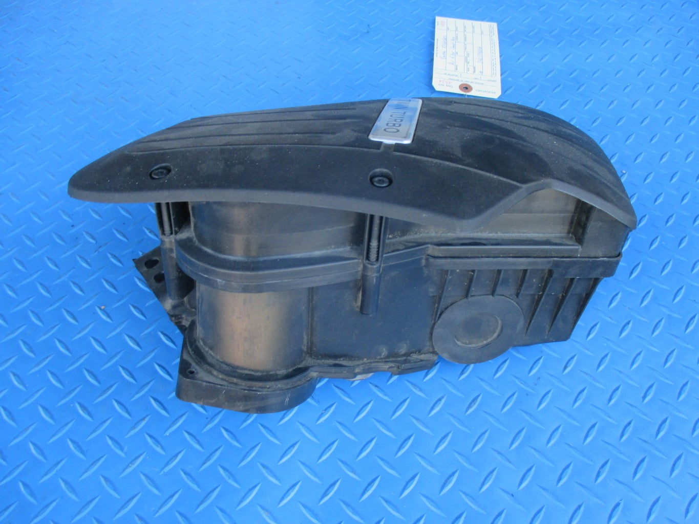 Bentley Continental GT GTC Flying Spur left filter air box #4534