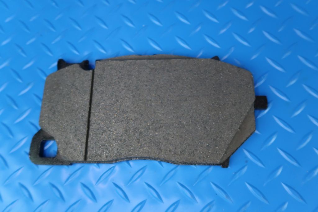 Bentley Continental Flying Spur GTC GT front & rear brakes brake pads Low Dust #11184