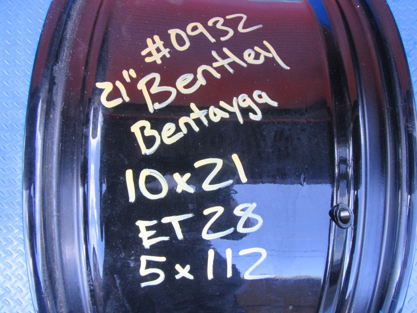 21" Bentley Bentayga wheel rim #0932
