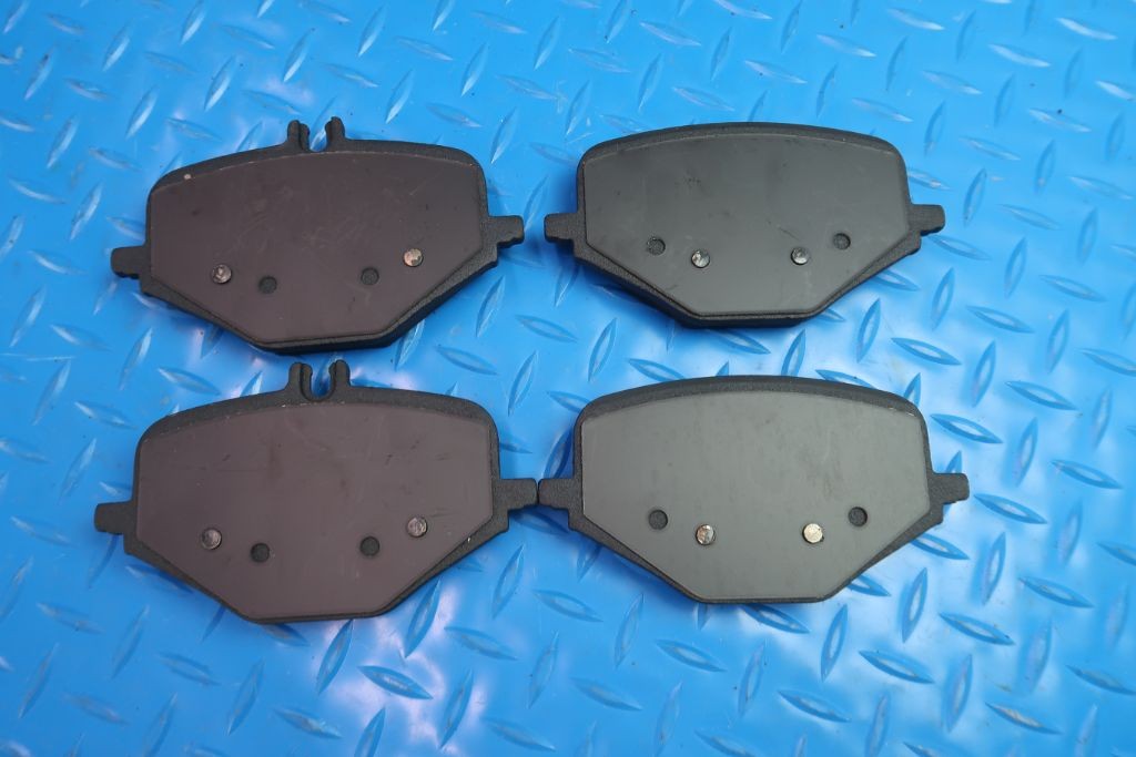 Mercedes G63 Amg front & rear brake pads TopEuro LOW DUST #11310