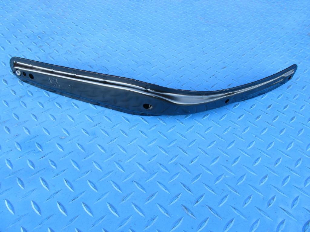 Bentley Continental Flying Spur GT GTC radiator grille right support bracket #8932