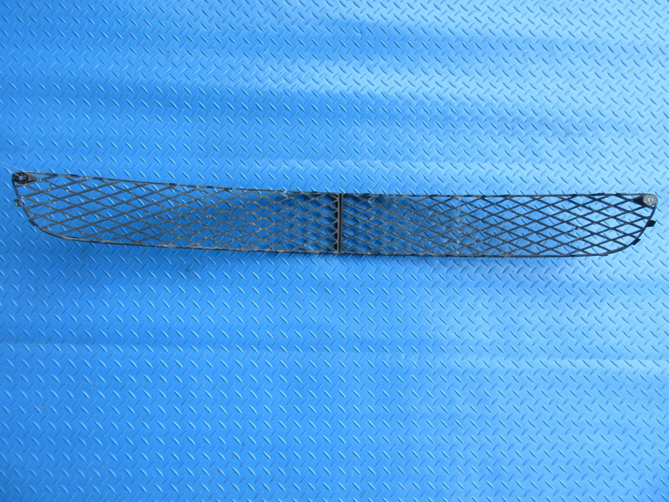 Bentley Continental Supersports front bumper center grille #0894