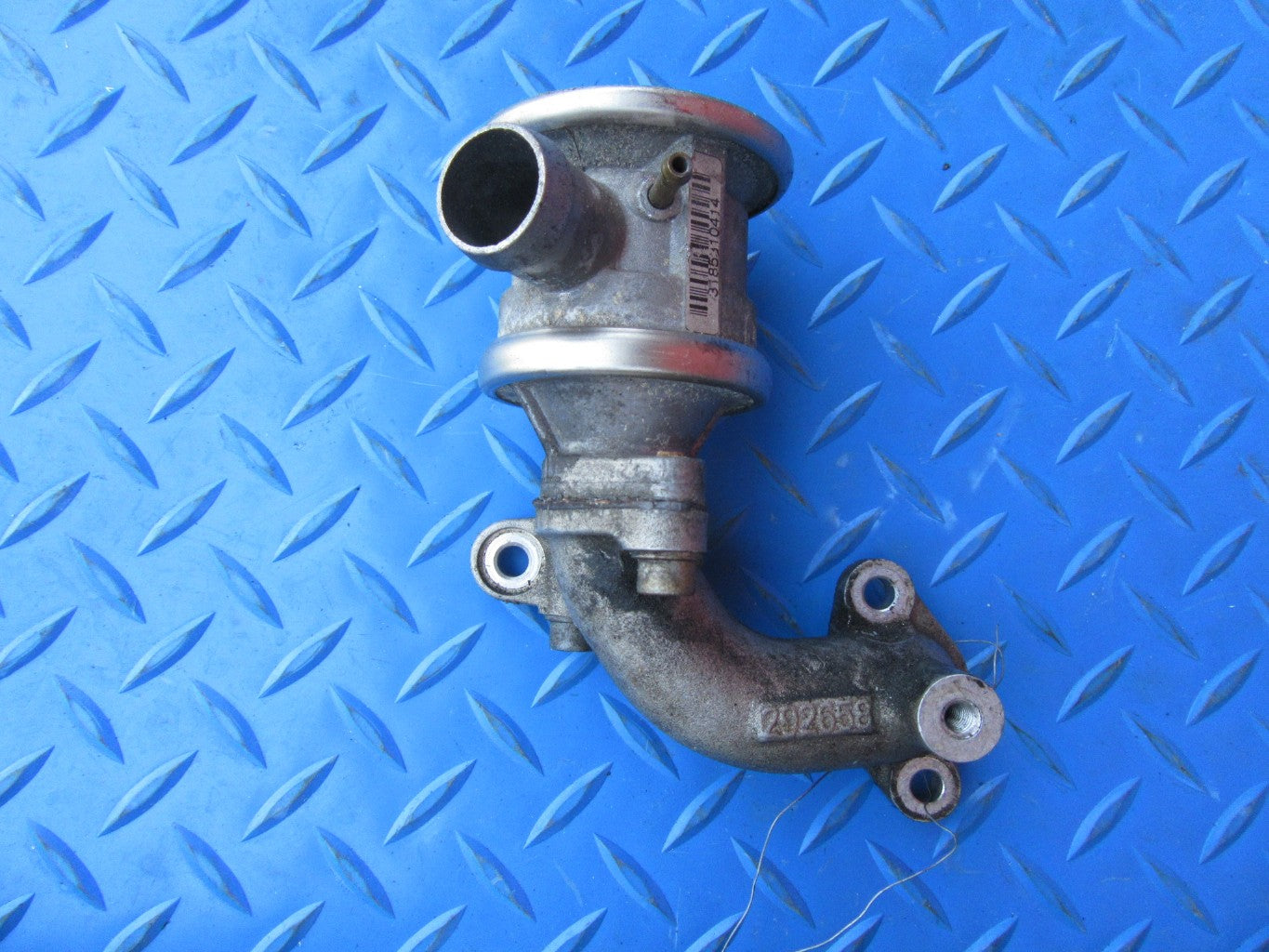 Maserati Quattroporte GTS left secondary air valve #0899
