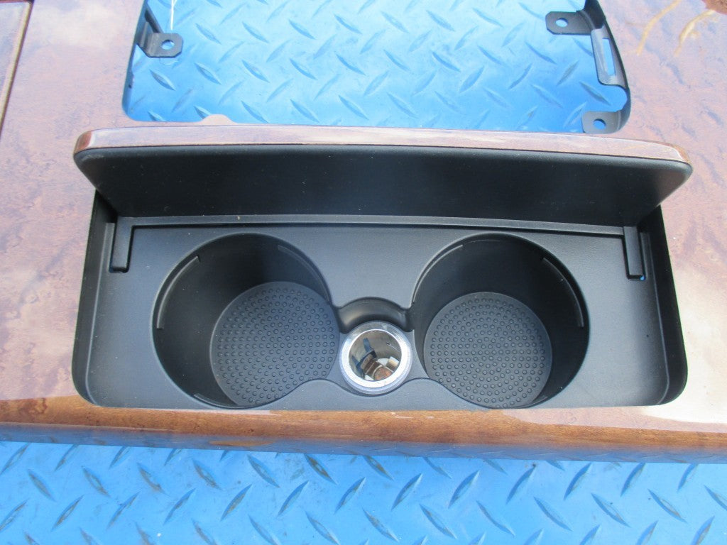 Maserati Quattroporte center console cup holder and compartment trim #5354