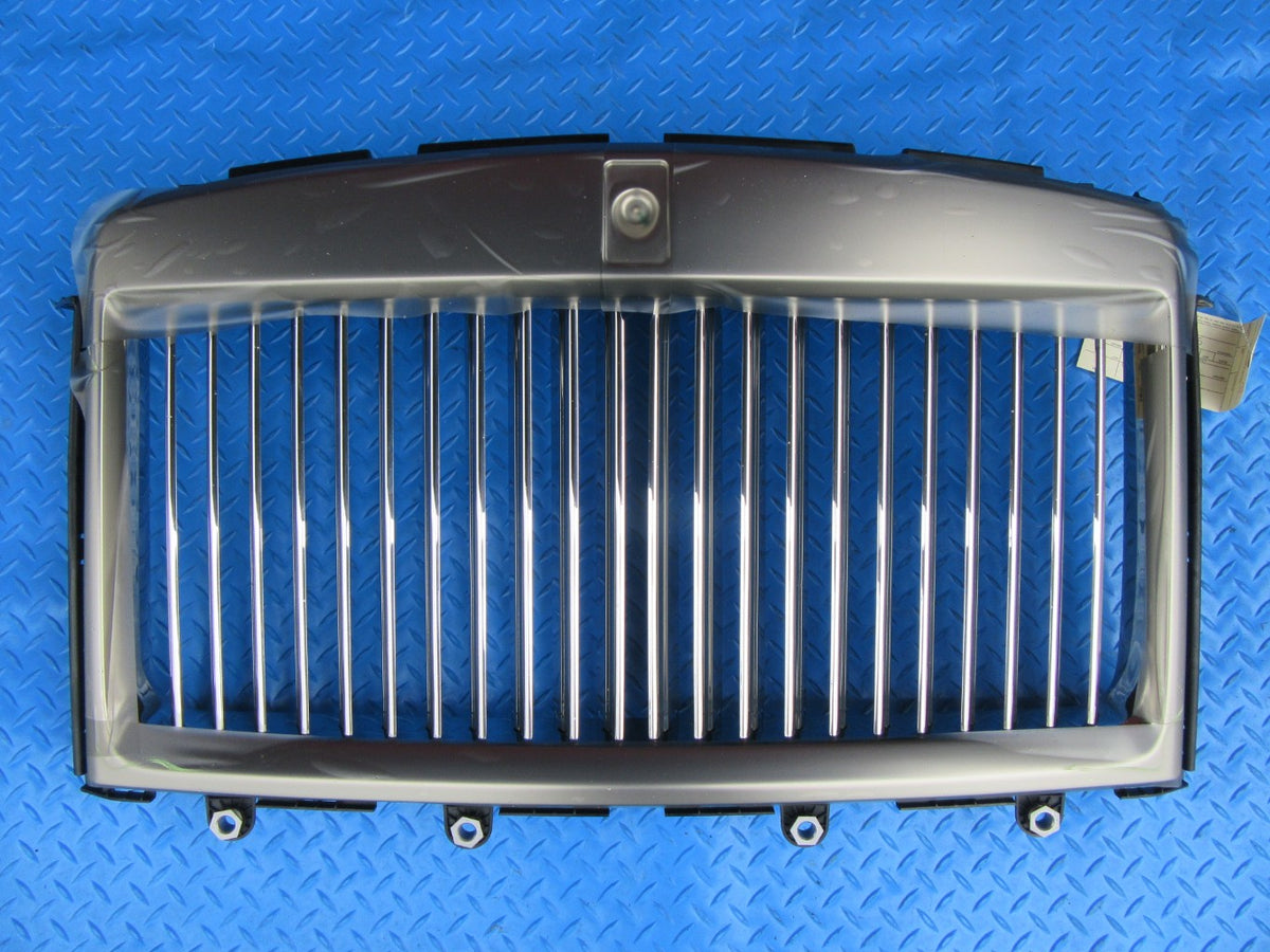 Sale! OEM factory and aftermarket TopEuro Rolls Royce Cullinan front ...